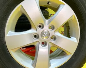 Колеса на дисках Suzuki 5x114.3 c шинами Dunlop 225/70R16