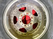 Колеса на дисках Berg 6x139.7 c шинами Bridgestone 285/75R16