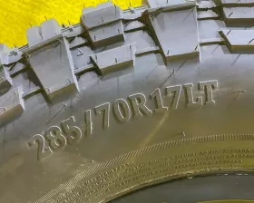 Шина Comforser CF300 285/70R17