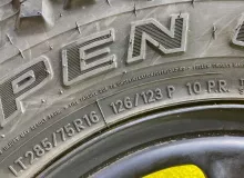 Колеса на дисках LAND CRUISER 100 сотый лэнд сотка 5x150 c шинами TOYO MT OPEN COUNTRY ГРЯЗЕВАЯ именно ЯПОНИЯ JAPAN 285/75R16 Колеса на дисках LAND CRUISER 100 сотый лэнд сотка 5x150 c шинами TOYO MT OPEN COUNTRY ГРЯЗЕВАЯ именно ЯПОНИЯ JAPAN 285/75R16