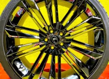 Колеса на дисках Lexus 5x114.3 c шинами Yokohama 255/35R22