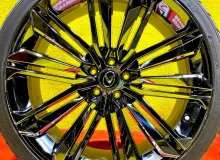 Колеса на дисках Lexus 5x114.3 c шинами Yokohama 255/35R22