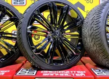 Колеса на дисках Lexus 5x114.3 c шинами Yokohama 255/35R22
