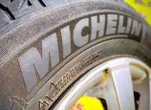 Колеса на дисках Monza Zack 5x114.3 c шинами Michelin 195/60R15