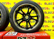 Колеса на дисках Nissan 5x114.3 c шинами Toyo 215/45R17