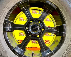 Колеса на дисках MKW 6x139.7 c шинами Yokohama 265/65R17