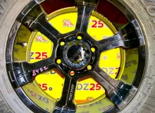 Колеса на дисках MKW 6x139.7 c шинами Yokohama 265/65R17