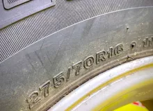 Колесо на диске Toyota 5x150 c шиной Bridgestone 275/70R16