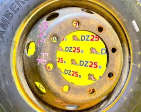 Колесо на диске Камаз 8x275 c шиной Amberstone 245/70R19.5