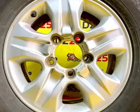 Колеса на дисках Toyota 5x150 c шинами Dunlop 275/65R17