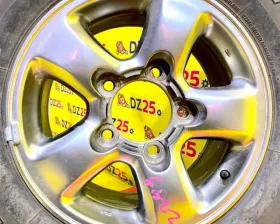 Колесо на диске Toyota 5x150 c шиной Bridgestone 275/70R16