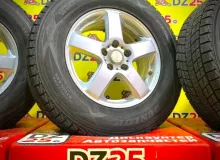 Колеса на дисках Bridgestone Vaggio 5x114.3 c шинами Dunlop 225/70R16
