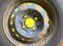 Колеса на дисках Nissan 4x114.3 c шинами Dunlop 165/80R14