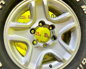 Колеса на дисках Toyota 6x139.7 c шинами BF Goodrich 285/75R16