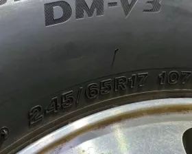 Шины Bridgestone 245/65R17