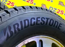 Колеса на дисках Chevrolet 6x127 c шинами Bridgestone 245/65R17