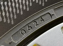 Колеса на дисках Toyota 5x114.3 c шинами Yokohama 215/55R17