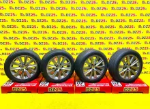 Колеса на дисках Toyota 5x114.3 c шинами Yokohama 215/55R17