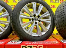 Колеса на дисках Toyota 5x114.3 c шинами Toyo 235/50R18