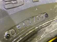 Шина Bridgestone 215/65R16