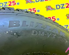 Колеса на дисках Mitsubishi 5x114.3 c шинами Bridgestone 215/70R16