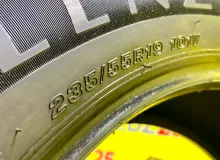 Шина Bridgestone 235/55R19