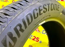 Шина Bridgestone 235/55R19