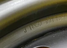 Колесо на диске Nissan 4x114.3 c шиной Yokohama 175/80R14