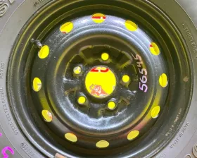 Колесо на диске Nissan 5x114.3 c шиной Dunlop 185/80R14