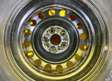 Колеса на дисках Toyota 5x100 c шинами Dunlop 185/60R15