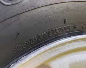 Шина Bridgestone 205/70R16
