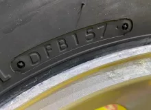 Колесо на диске Suzuki 5x139.7 c шиной Bridgestone 205/70R16
