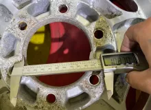 Колеса на дисках Mitsubishi 6x139.7 c шинами Yokohama 275/70R16