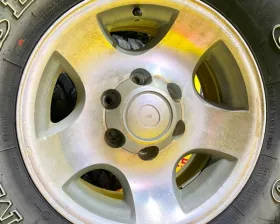 Колеса на дисках Toyota 6x139.7 c шинами Comforser 285/75R16