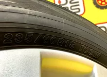 Колеса на дисках Mazda 5x114.3 c шинами Yokohama 235/60R18