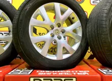 Колеса на дисках Mazda 5x114.3 c шинами Yokohama 235/60R18
