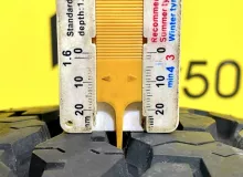 Колесо на диске Toyota 6x139.7 c шиной Dunlop 285/70R15