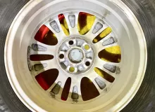 Колеса на дисках Toyota 5x114.3 c шинами Yokohama 205/60R16