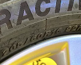 Колеса на дисках Toyota 5x114.3 c шинами Yokohama 205/60R16