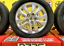 Колеса на дисках Toyota 5x114.3 c шинами Yokohama 205/60R16