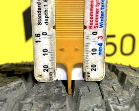 Шина Bridgestone 265/65R17