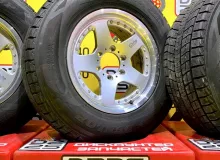 Колеса на дисках Toyota 6x139.7 c шинами Dunlop 265/65R17