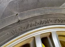 Колеса на дисках Waren 5x114.3 c шинами Yokohama 195/65R15