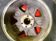 Колеса на дисках Chevrolet 6x127 c шинами Bridgestone 265/65R17