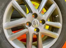 Колеса на дисках Toyota 4x100 c шинами Yokohama 185/60R15