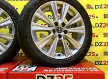 Колеса на дисках Toyota 5x114.3 c шинами Bridgestone 235/50R18