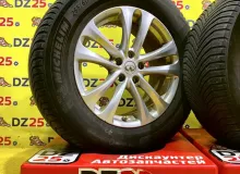 Колеса на дисках Infiniti 5x114.3 c шинами Michelin 265/60R18