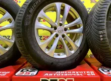 Колеса на дисках Infiniti 5x114.3 c шинами Michelin 265/60R18