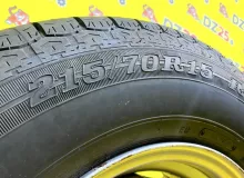 Колесо на диске Toyota 6x139.7 c шиной Dunlop 215/70R15
