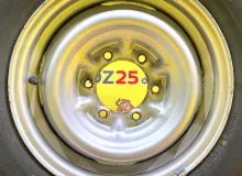 Колесо на диске Toyota 6x139.7 c шиной Dunlop 215/70R15